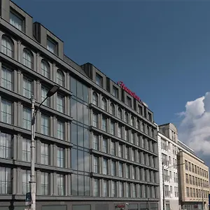 3* מלון Hampton By Hilton Old Town